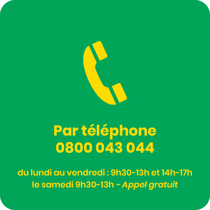 Par téléphone