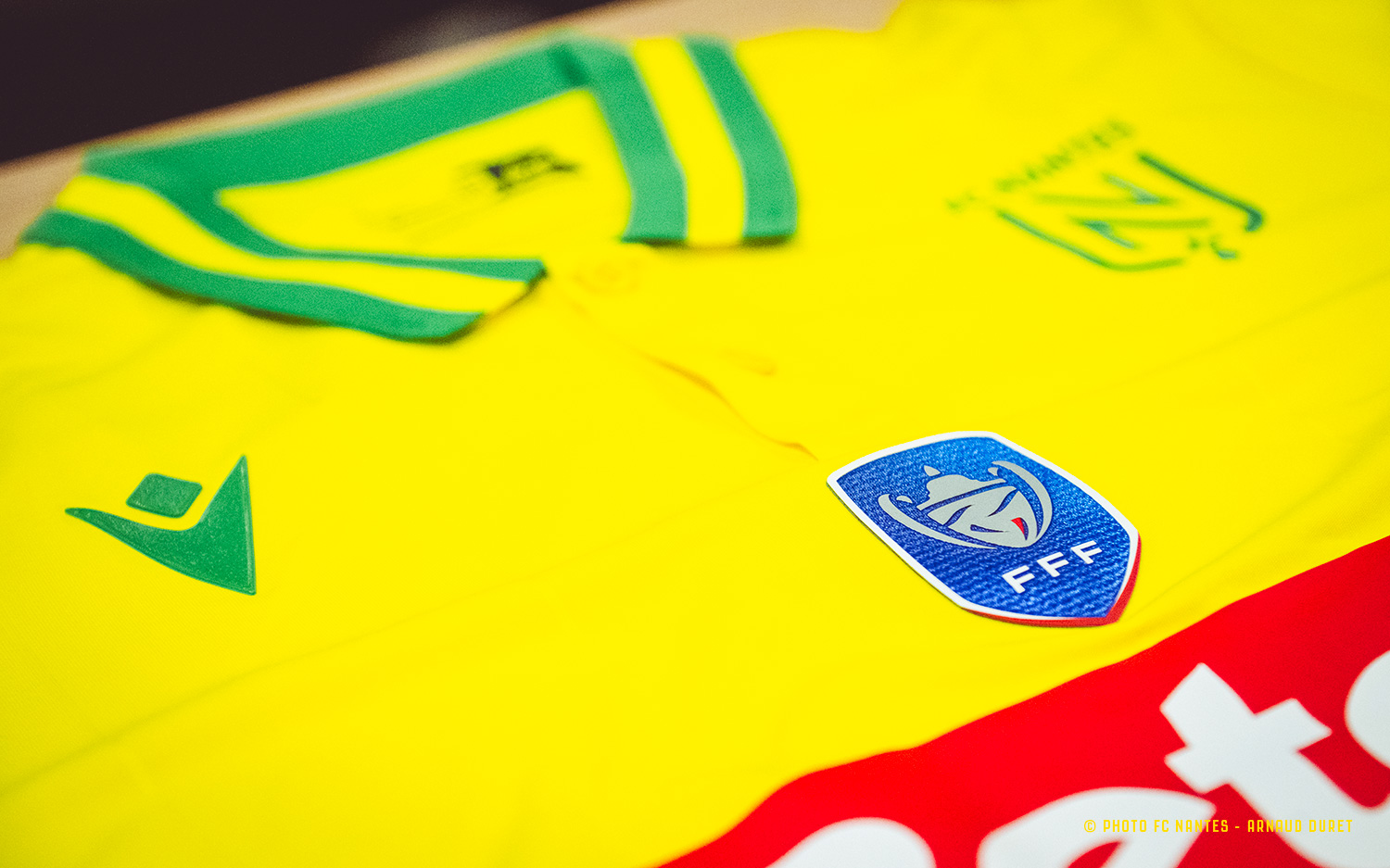 Flocage Vinyle FC Nantes – Patch Autocollant 7x9 Cm (Neuf)