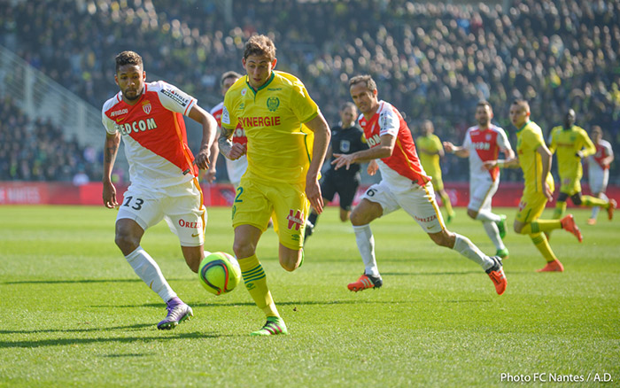 Emiliano Sala poursuivi par Wallace