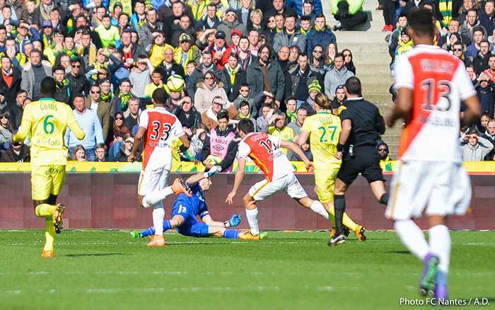 Rémi Riou s'interpose face à Carrillo